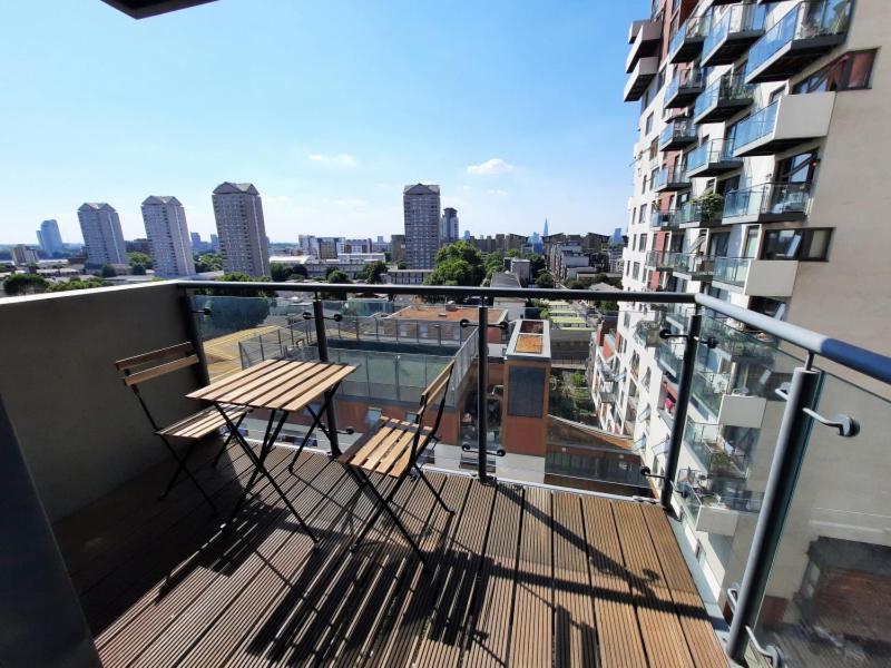 Cubo Canary Wharf Apartment London Exterior photo